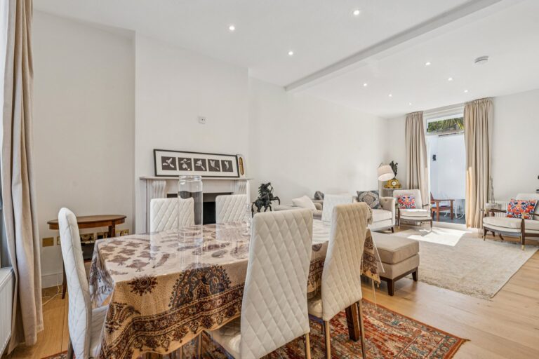 images of property on Leamore Street