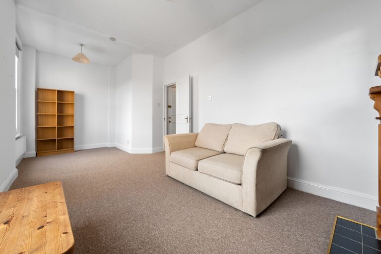 images of property on Goldhawk Road