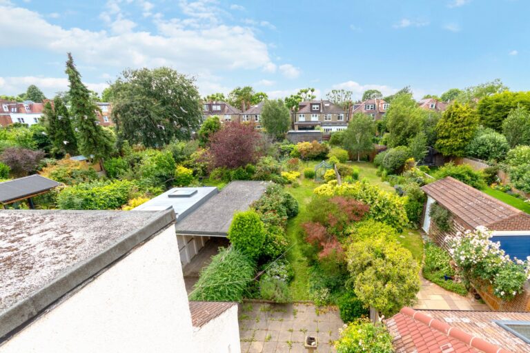 images of property on Emlyn Road