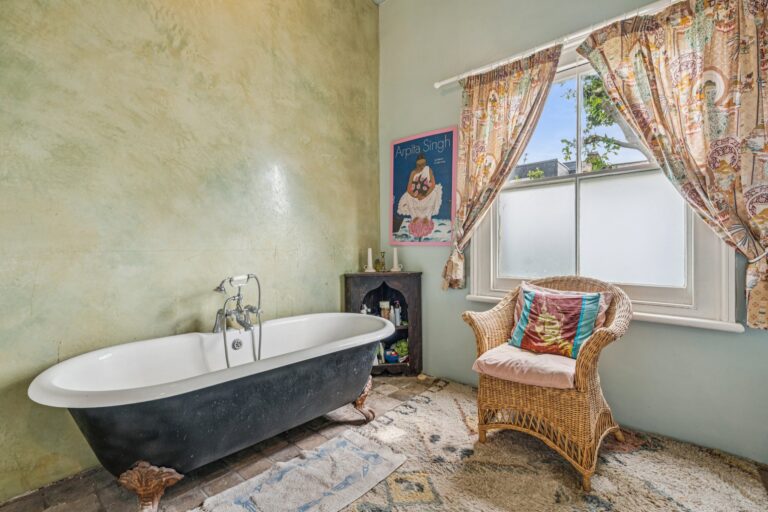 images of property on Keith Grove