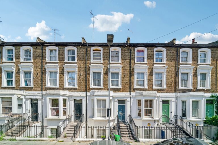 images of property on Overstone Road