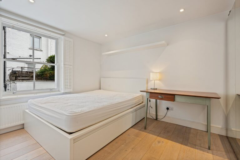 images of property on St Peters Grove
