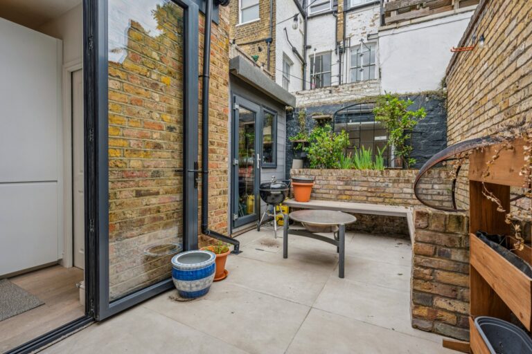 images of property on St Peters Grove
