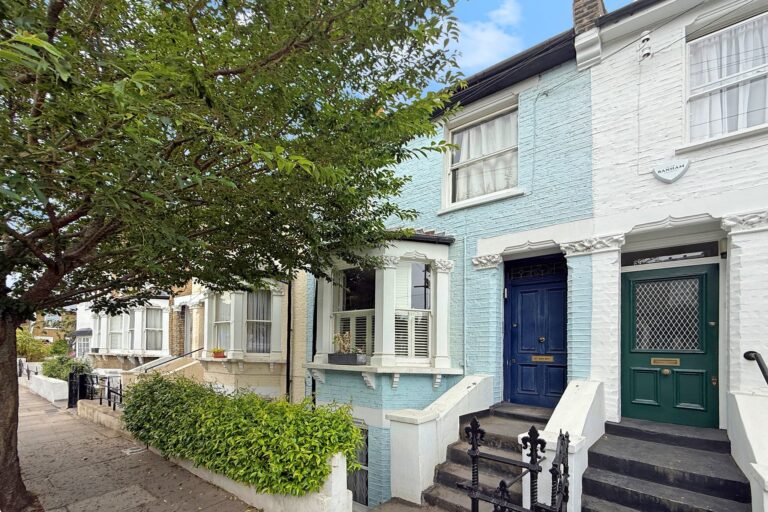 images of property on Tabor Road