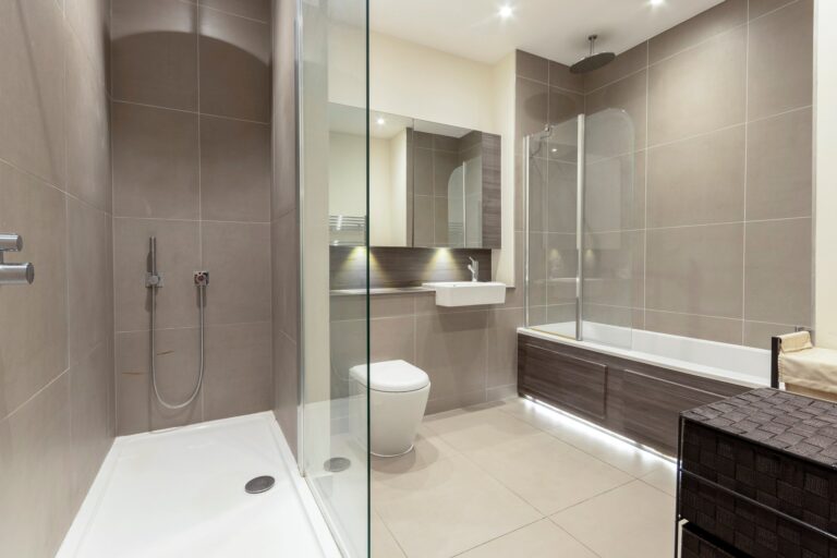 images of property on Vencourt Place