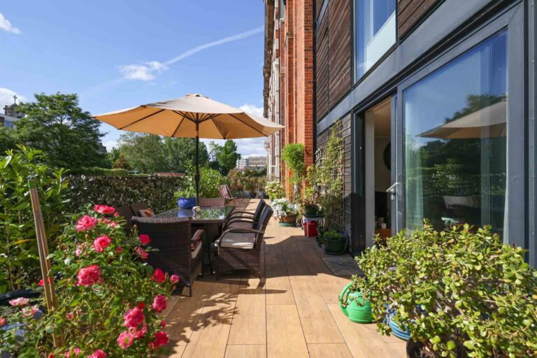 images of property on Bazalgette Court