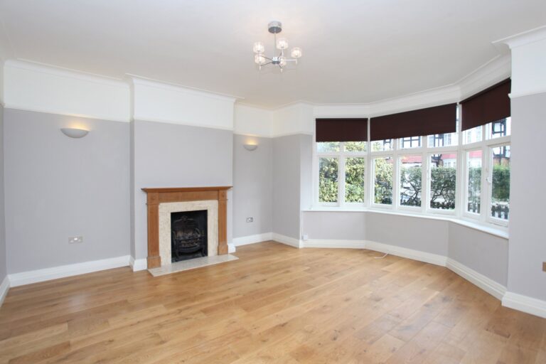 images of property on Prebend Gardens