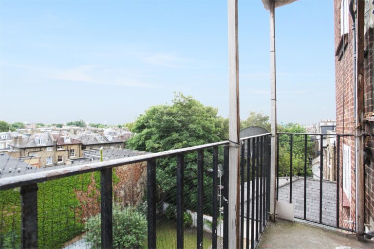 images of property on Hanover Court