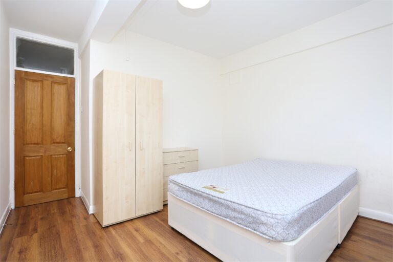 images of property on Hanover Court