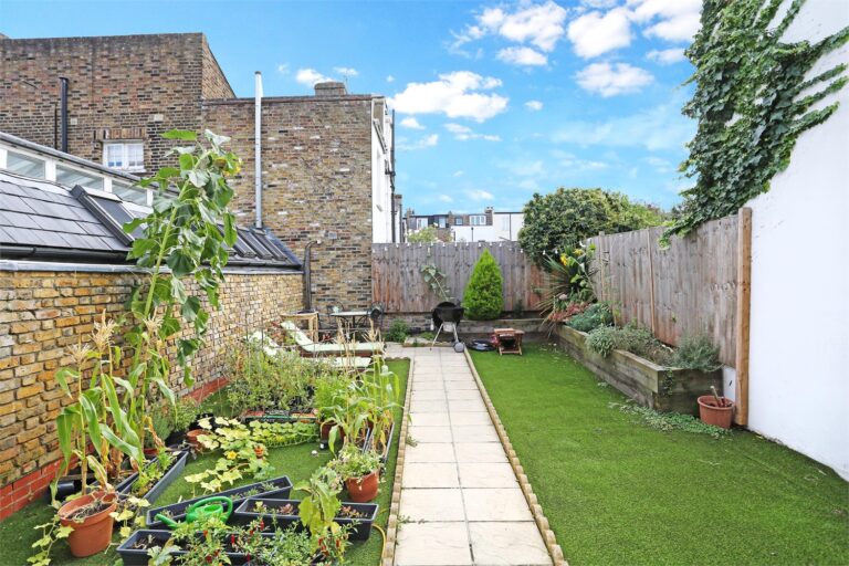 images of property on Dalling Road