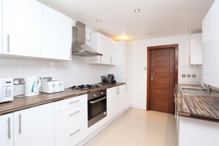 images of property on Dalling Road