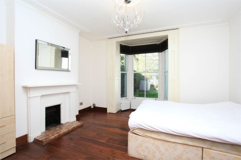 images of property on Dalling Road