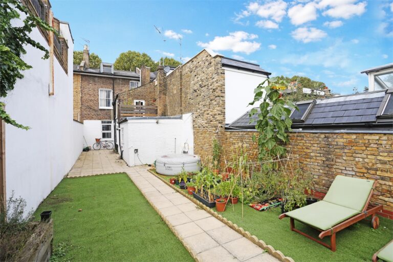 images of property on Dalling Road
