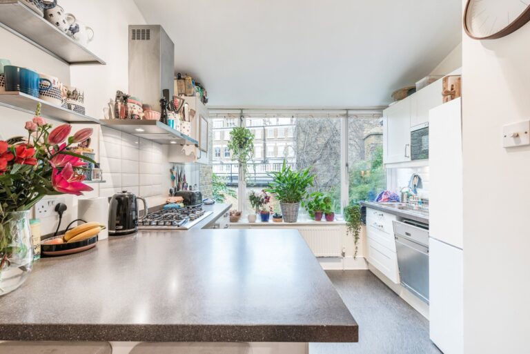 images of property on Westwick Gardens