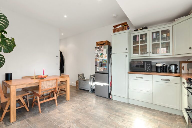 images of property on Beaumont Road