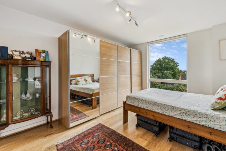 images of property on Clayponds Lane