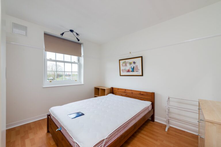 images of property on Flora Gardens