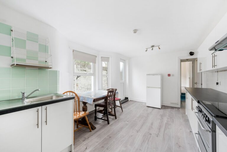 images of property on Percy Road