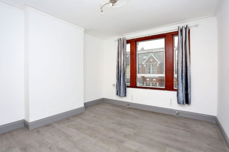 images of property on Galloway Road