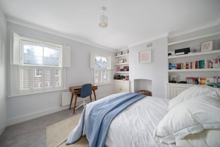 images of property on Paxton Road