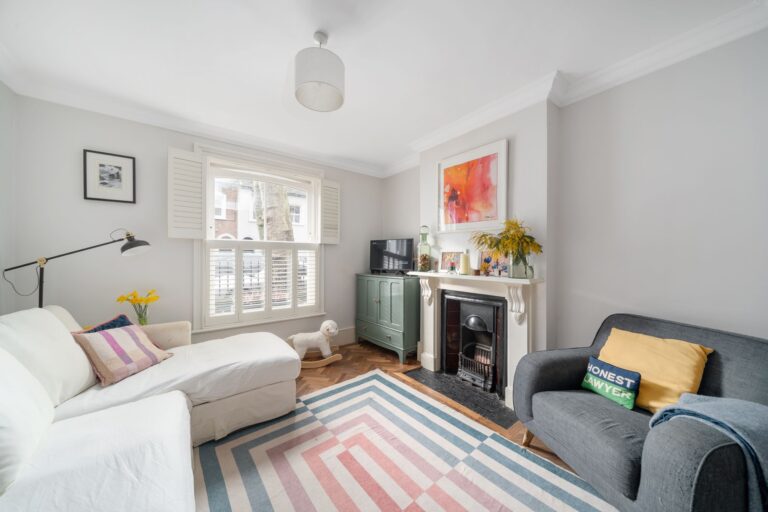 images of property on Paxton Road