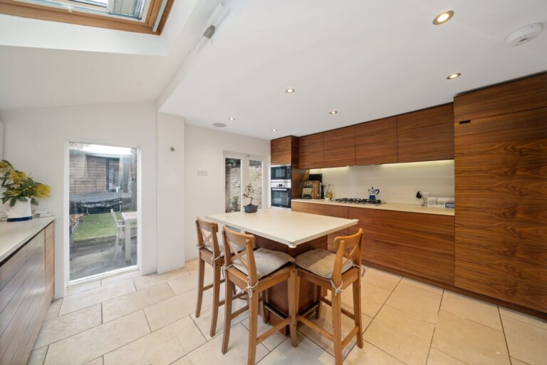 images of property on Paxton Road