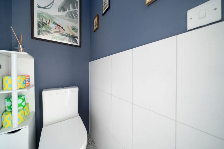 images of property on Disraeli Close
