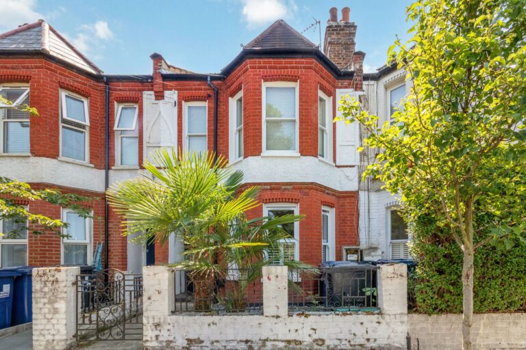 images of property on Southfield Road