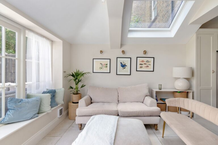 images of property on Burnaby Crescent