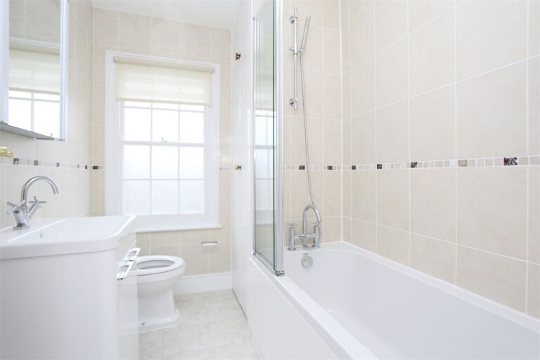 images of property on Black Lion Lane