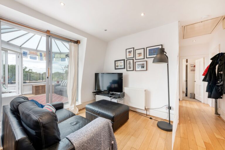 images of property on Digby Mansions