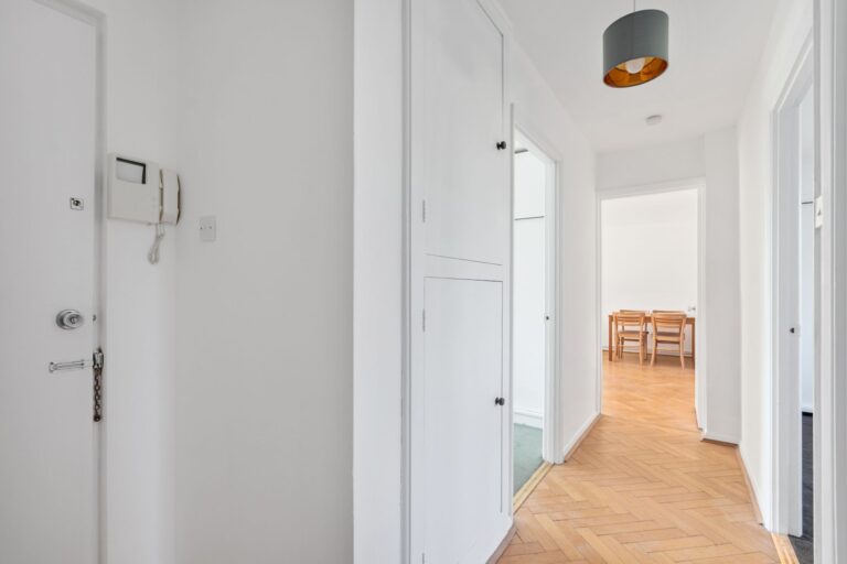 images of property on Adelphi Court