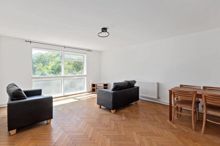 images of property on Adelphi Court