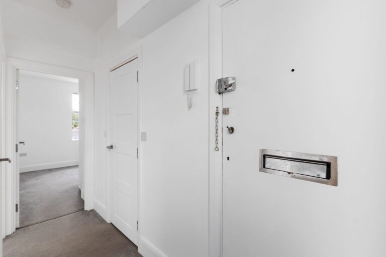 images of property on Hamlet Gardens