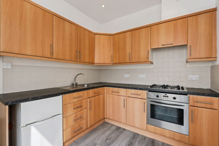 images of property on Graham Road