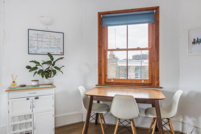 images of property on Glenthorne Road