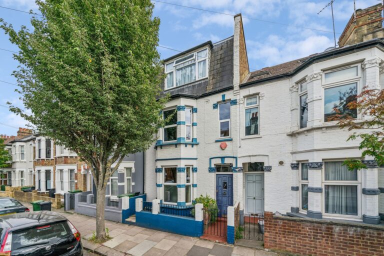 images of property on Beryl Road