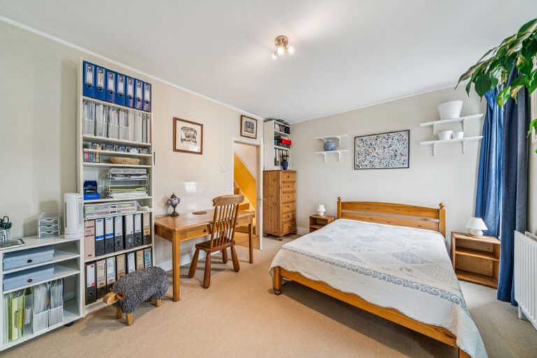 images of property on Beryl Road