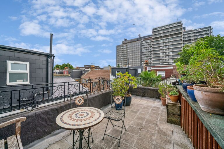 images of property on Beryl Road