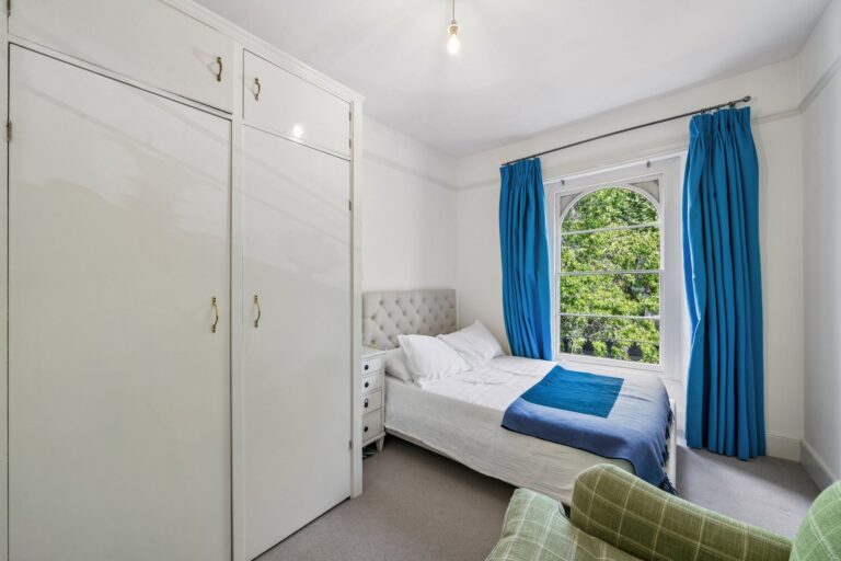 images of property on Hammersmith Grove