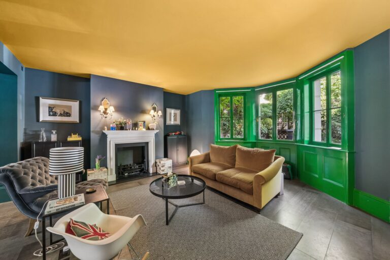 images of property on Hammersmith Grove