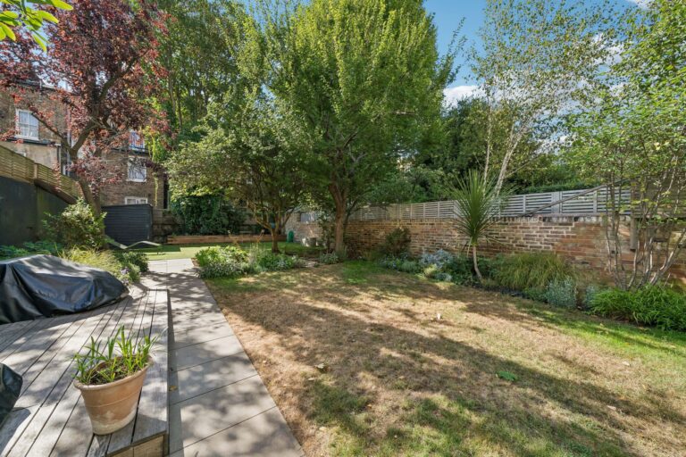 images of property on Hammersmith Grove