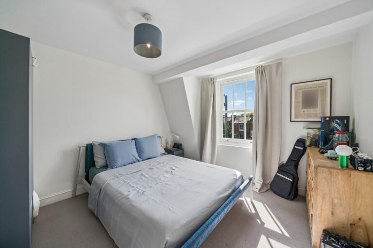 images of property on Hammersmith Grove