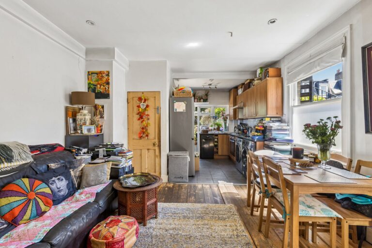 images of property on Dalling Road