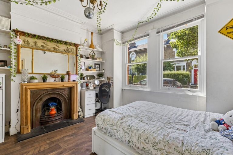 images of property on Dalling Road