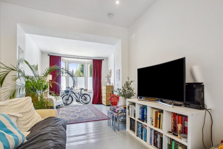 images of property on Nasmyth Street
