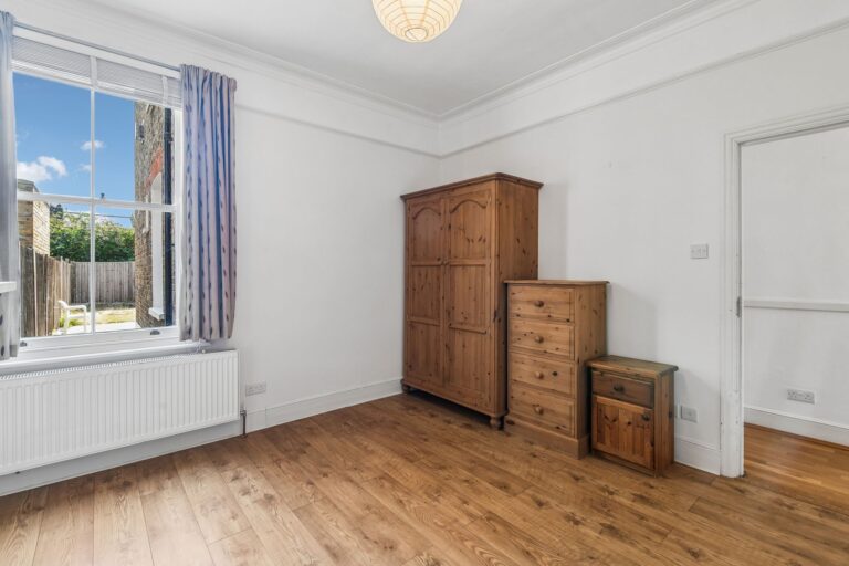 images of property on Jeddo Road