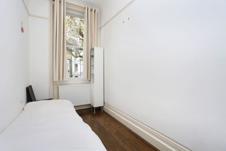 images of property on Hammersmith Grove