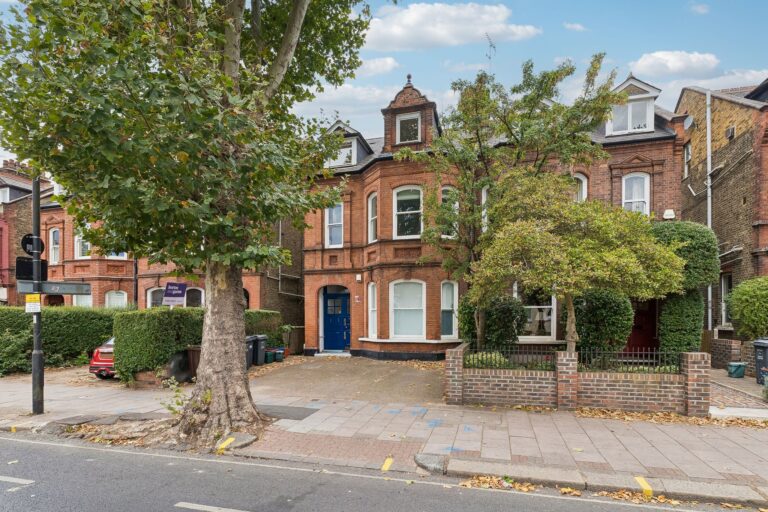images of property on Goldhawk Road