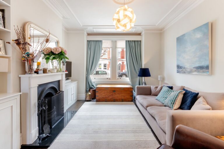 images of property on Weston Road